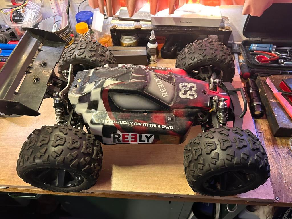 RC car, Échelle 1:8, Voiture off road, Comme neuf, Enlèvement