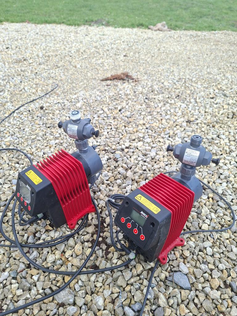 Magneet-membraandoseerpompen Jesco LD6 (2 stuks), Ophalen, Gebruikt