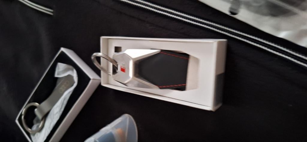 diverse audi gadgets, Ophalen