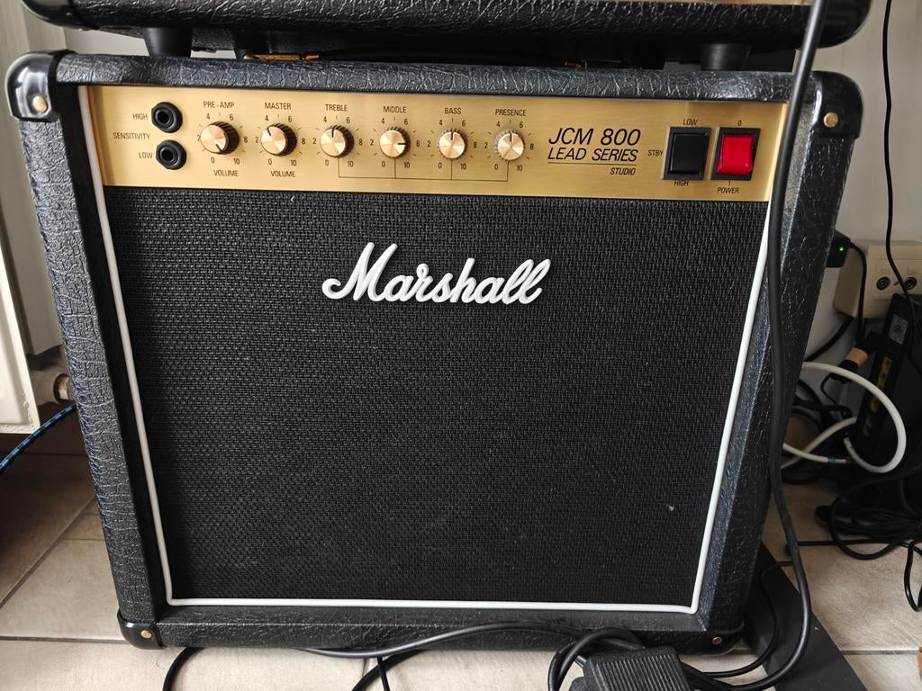 Marshall jcm 800 combo 25 watt, Muziek en Instrumenten, Versterkers | Bas en Gitaar, Ophalen