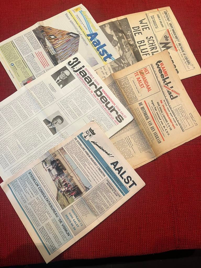 LOT 5x kranten uit Aalst, Ophalen, Zo goed als nieuw