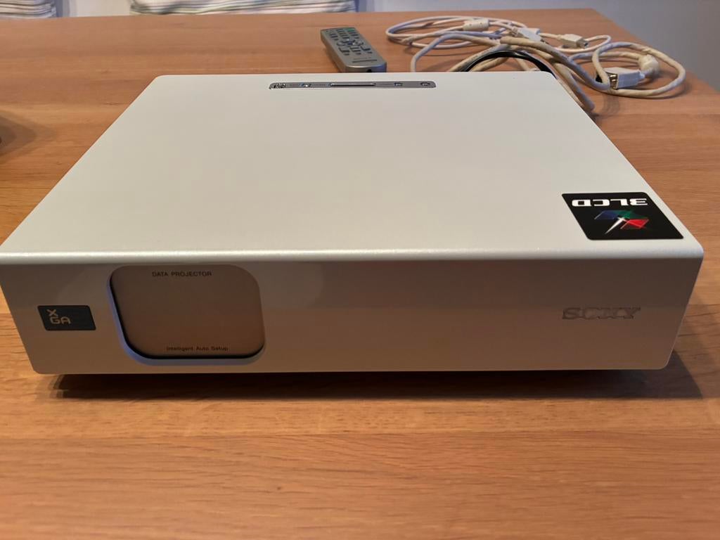 Projecteur Sony, HD (720), Enlèvement, Sony, LCD