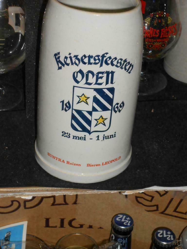 Bierglazen.Leopold.Keizersfeesten Olen.Hoegaarden 0,5 L.D 36, Ophalen of Verzenden, Zo goed als nieuw, Flesopener, Duvel