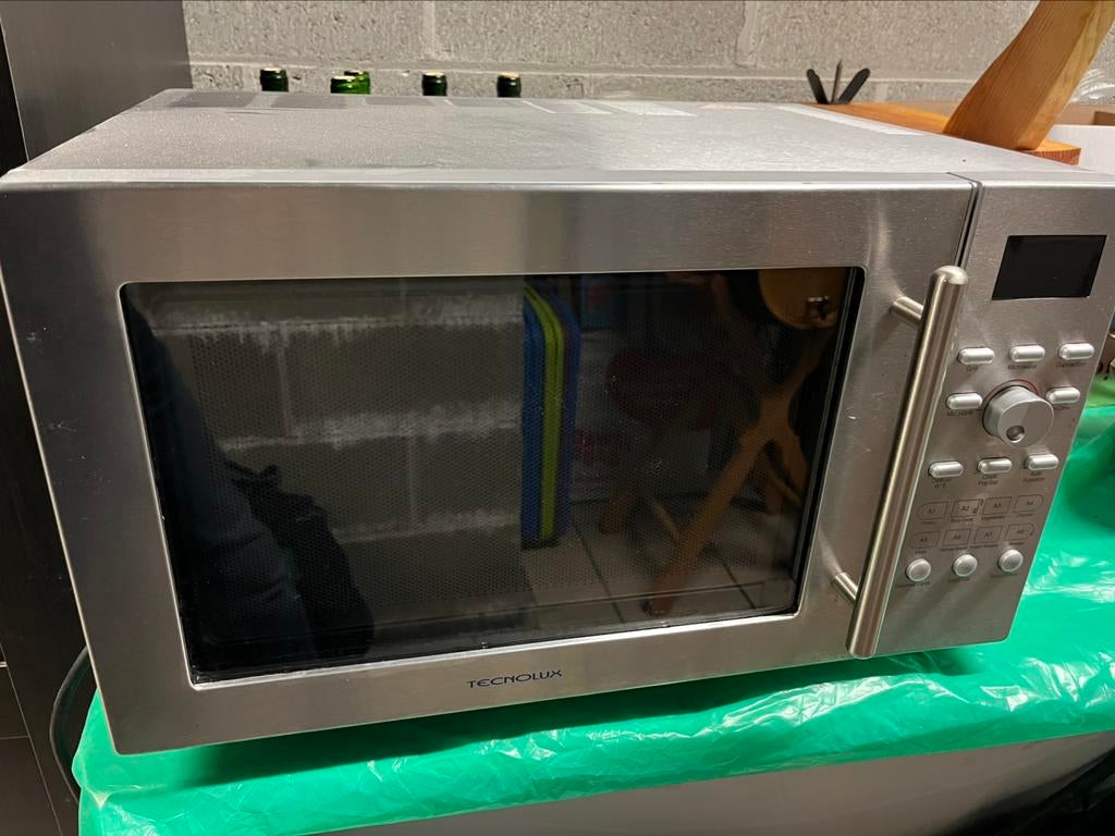 Micro ondes marque tecnolux., Elektronische apparatuur, Ophalen, Gebruikt, Tussenbouw, Microgolfoven