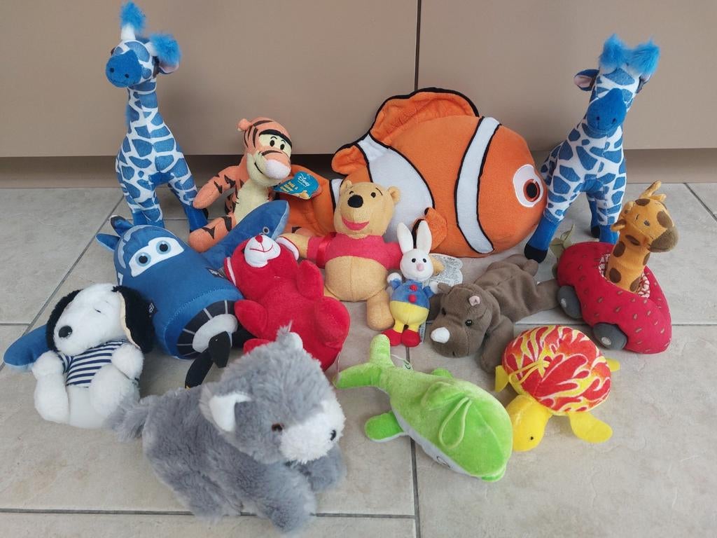 14 nouvelles peluches Miffy Winnie Pooh Disney, Enlèvement ou Envoi, Neuf