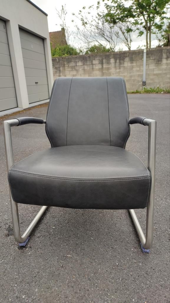 Zeer mooie stoel/ fauteuil, Ophalen, Zo goed als nieuw, Leer