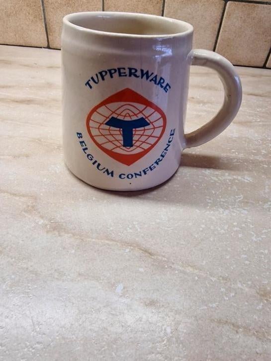 Drinkbeker aandenken tupperware conference 1965, Ophalen of Verzenden, Gebruikt, Beker of Kan