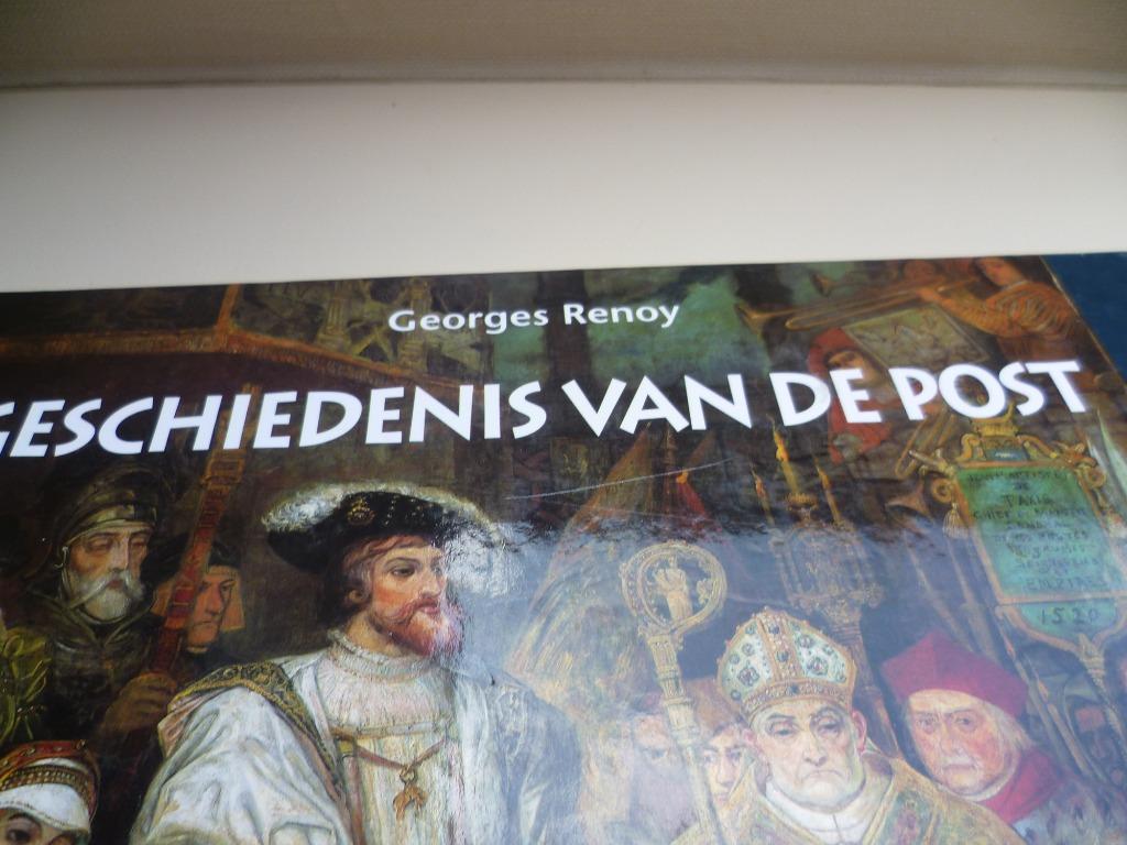 Boek "Geschiedenis van de post" €10, Ophalen, Nieuw