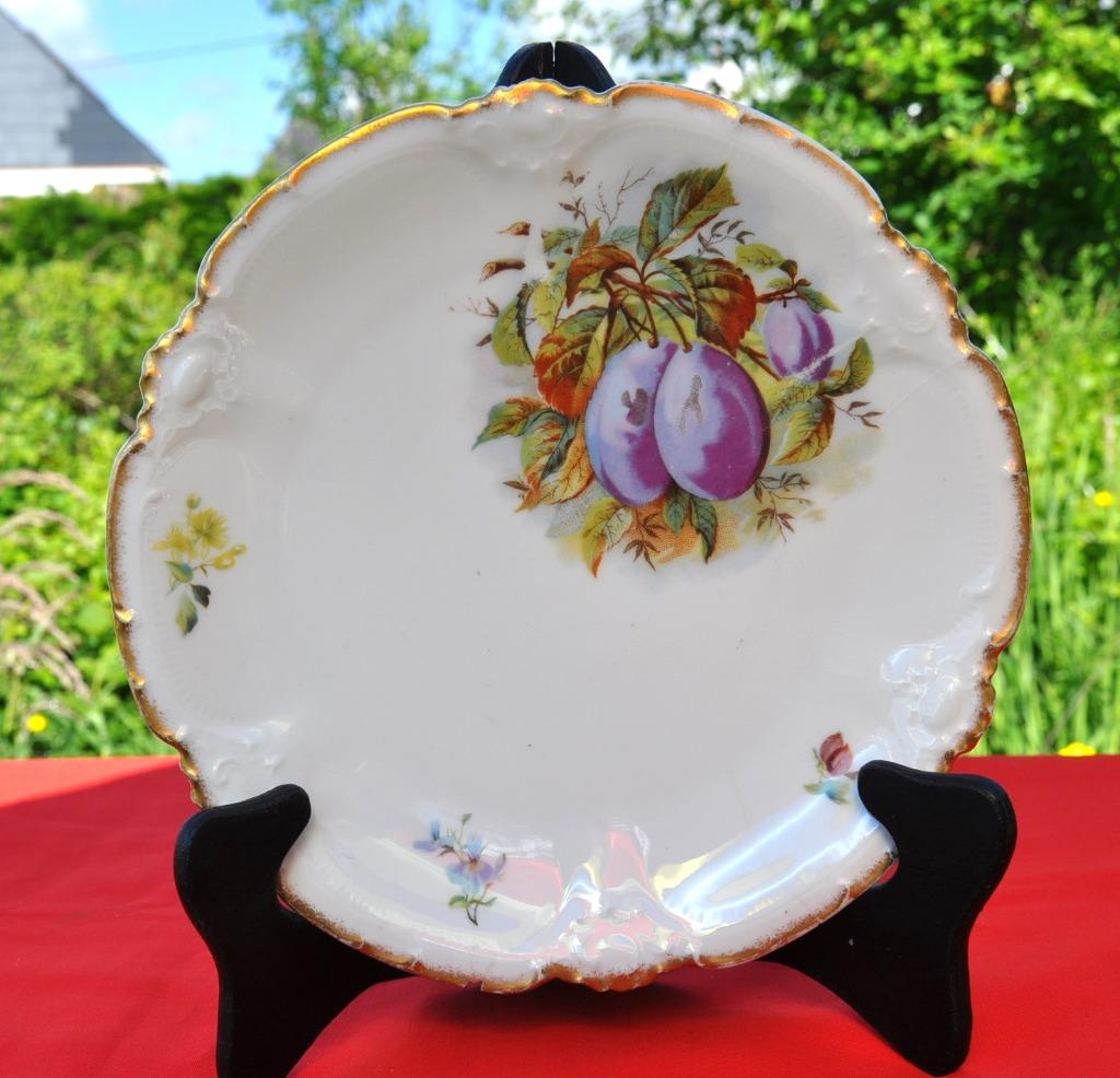 assiette decorative porcelaine limoges decor prune, Ophalen of Verzenden