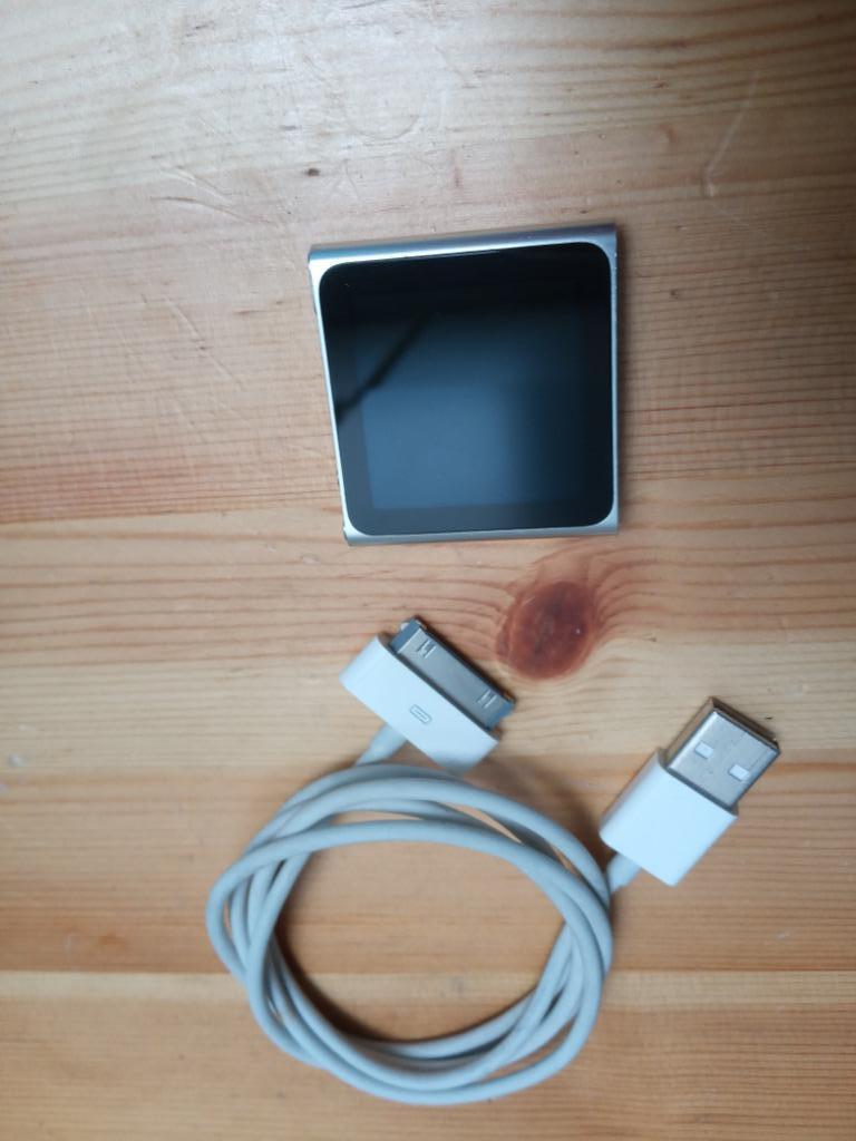 IPOD MP3, Enlèvement, Utilisé, Gris, Autres matériaux