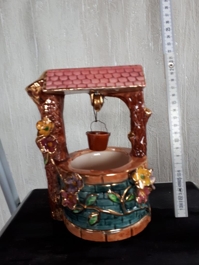 Waterput in blinkende bisquit. Zeker 75 jaar oud, Ophalen of Verzenden, Gebruikt
