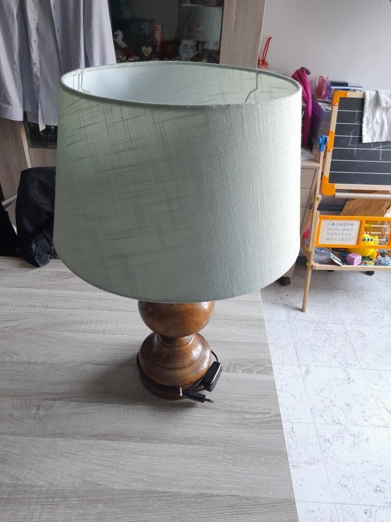 Lamp en lampenkap hout en grote lamp nodig, Enlèvement, Utilisé, Vert, Rond