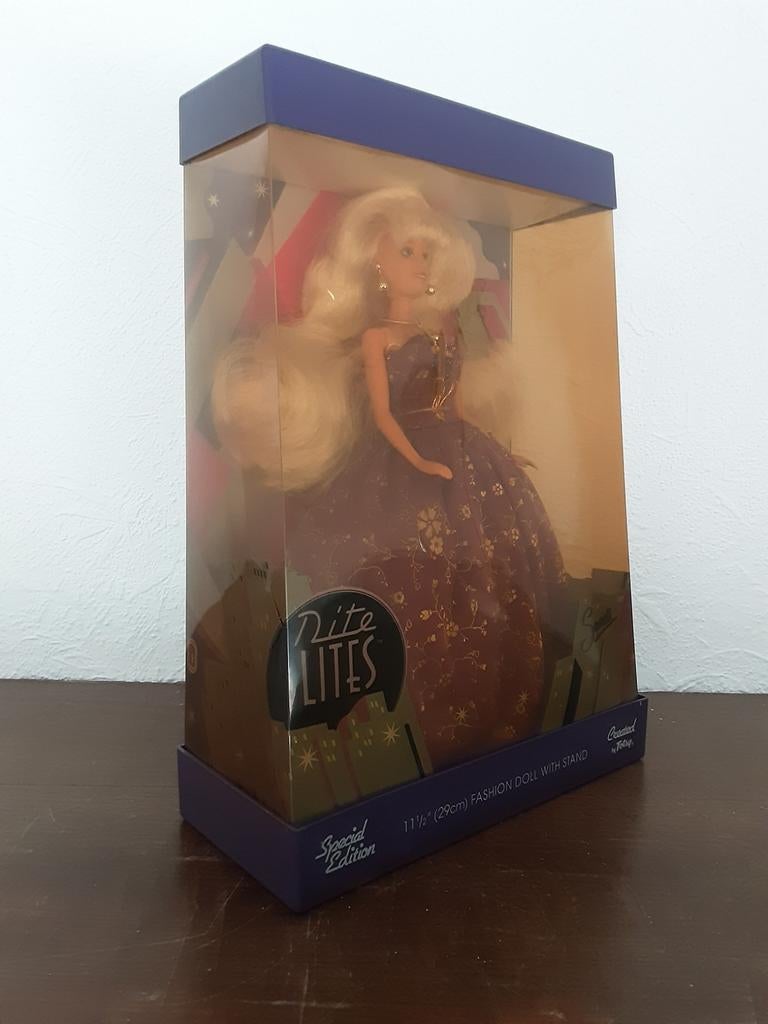 Vintage Barbie speciale editie by Totsy, Verzamelen, Poppen, Ophalen of Verzenden, Zo goed als nieuw, Pop