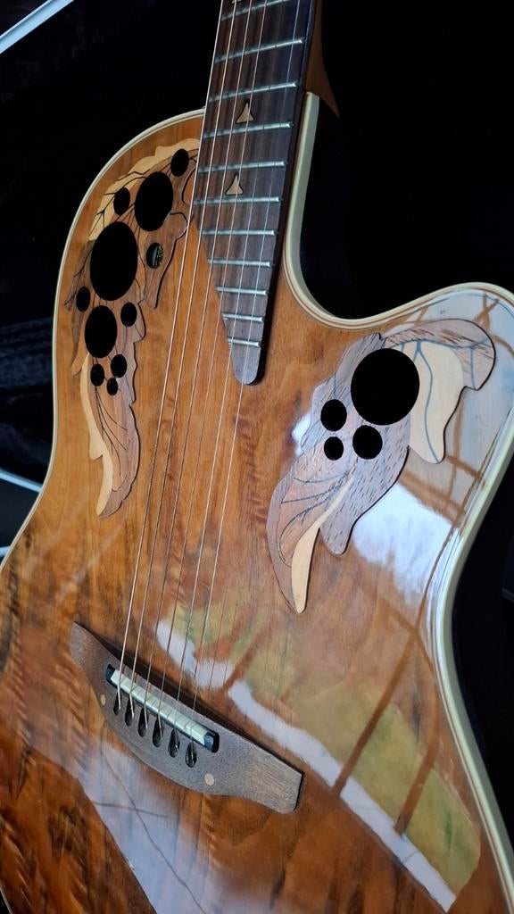 OVATION ELITE 5868 WALNUT Limited, Musique & Instruments, Enlèvement, Utilisé, Guitare Western ou Guitare Folk, Avec valise