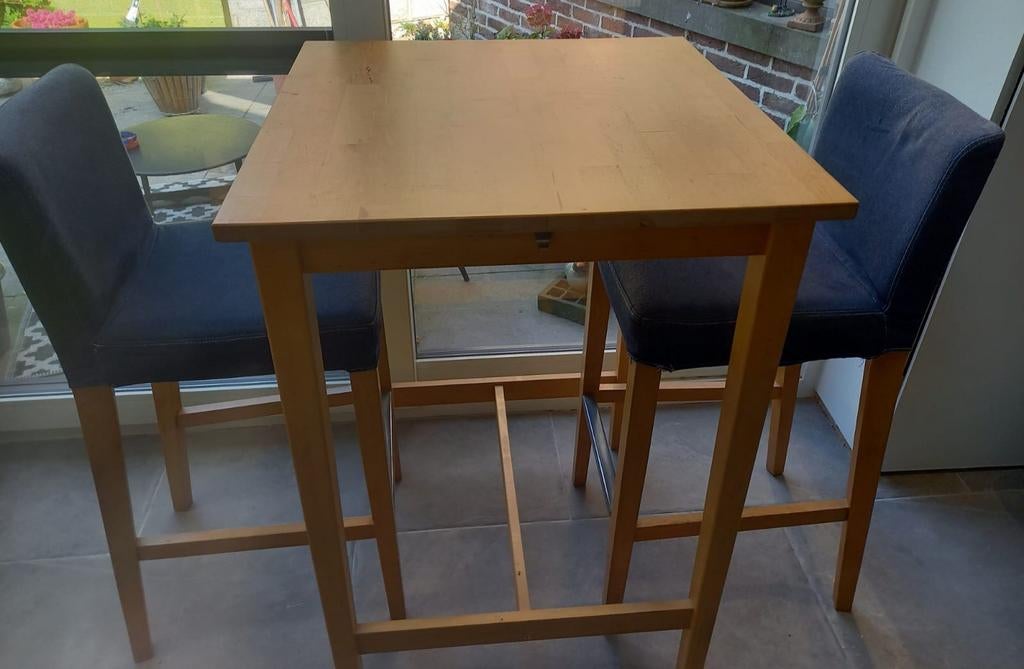 belle table à manger pratique, Maison & Meubles, Tables | Tables à manger, Enlèvement ou Envoi, Utilisé