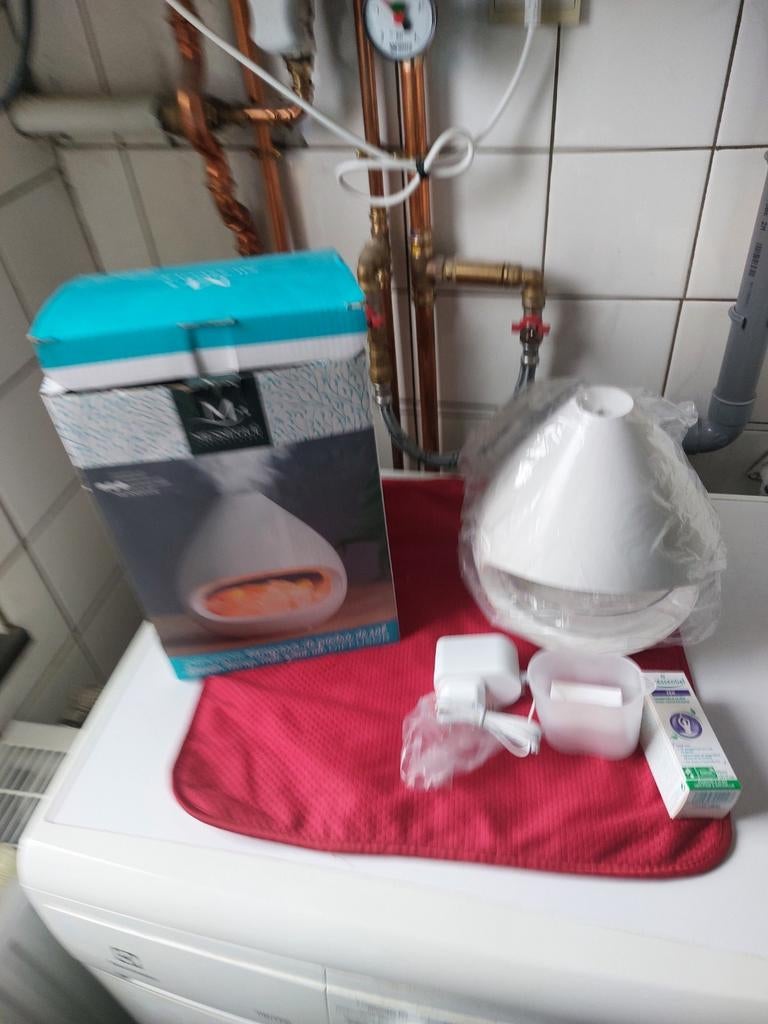 A VENDRE DIFFUSEUR LAMPE PIERRE DE SEL  NEUF, Electroménager, Électroménager & Équipement Autre, Comme neuf, Enlèvement