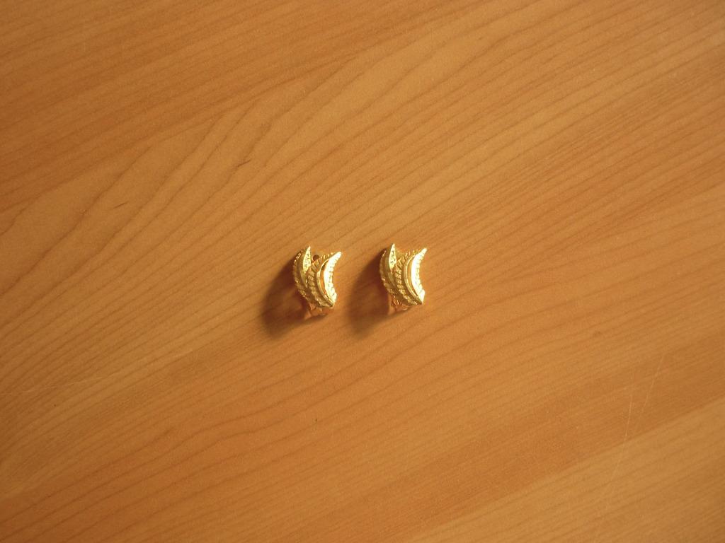 Goudkleurige dubbele blad oorbellen clips oorclips, Enlèvement ou Envoi