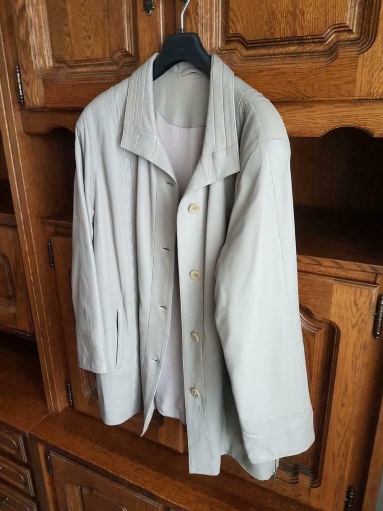 Manteau en cuir, Jasje