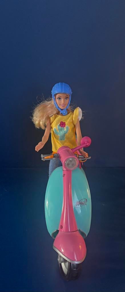 Bromfiets Barbie, Enlèvement, Barbie