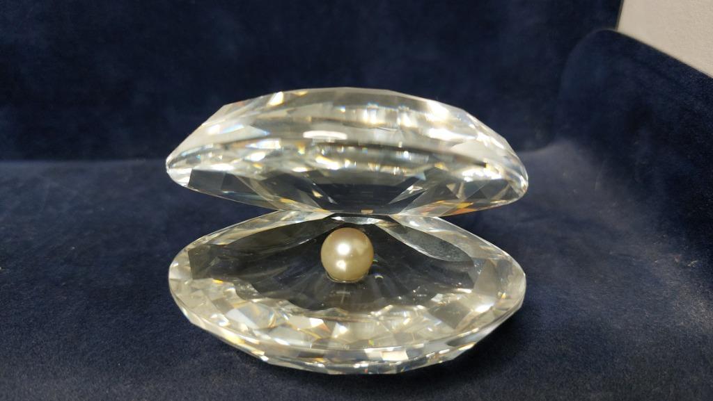 Swarovski - Schelp met parel, Ophalen, Gebruikt, Figuurtje