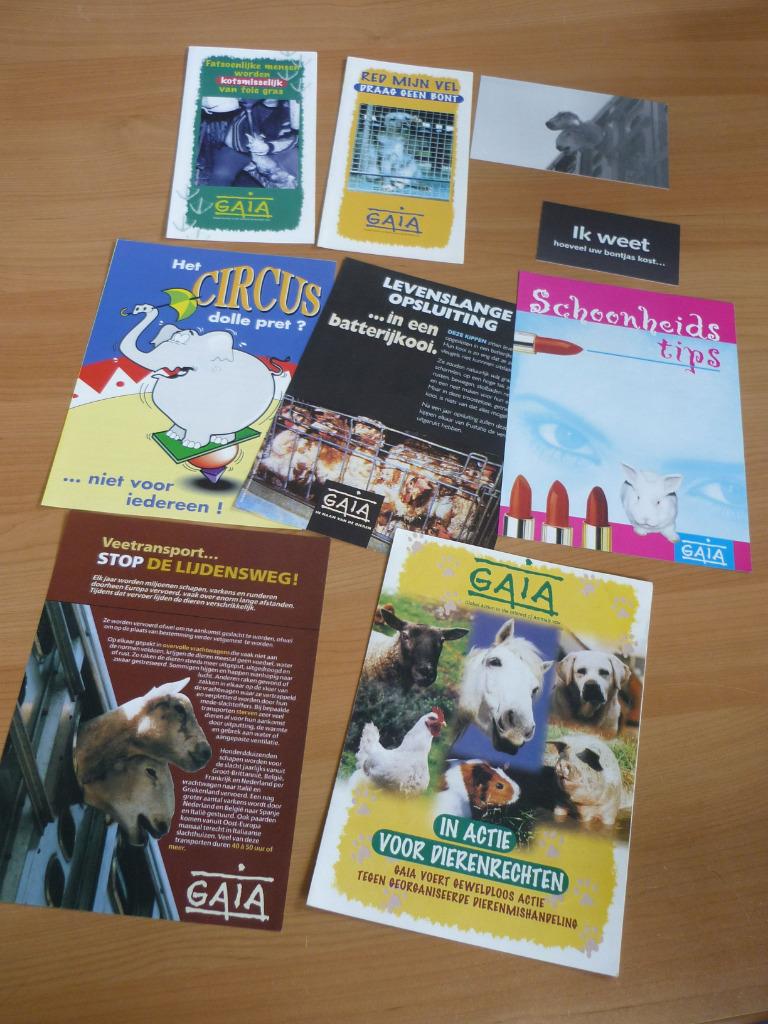 Gratis Lot van Gaia folders, Boeken, Ophalen of Verzenden, Folder