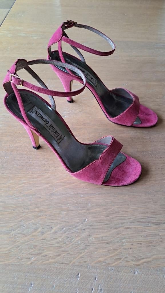 Sergio Rossi roze pumps, Kleding | Dames, Schoenen, Pumps, Sergio Rossi, Ophalen of Verzenden, Zo goed als nieuw
