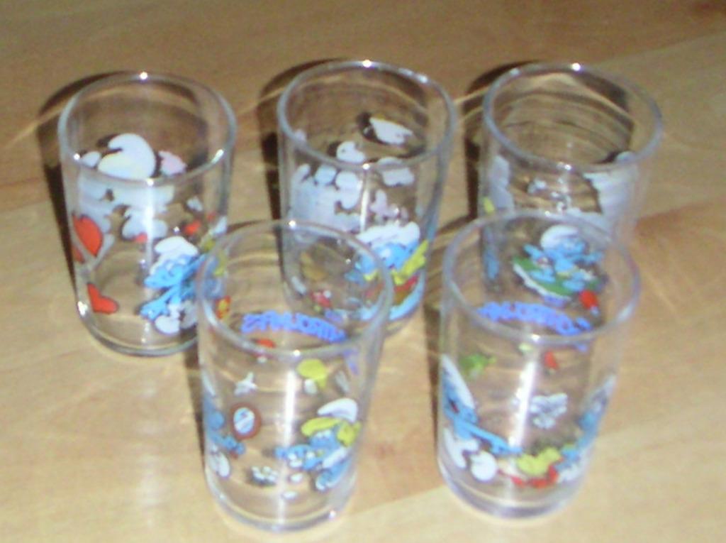 lot de 5 verres SCHTROUMPFS années 2010, Collections, Enlèvement ou Envoi, Comme neuf, Différents Schtroumpfs, Bande dessinée