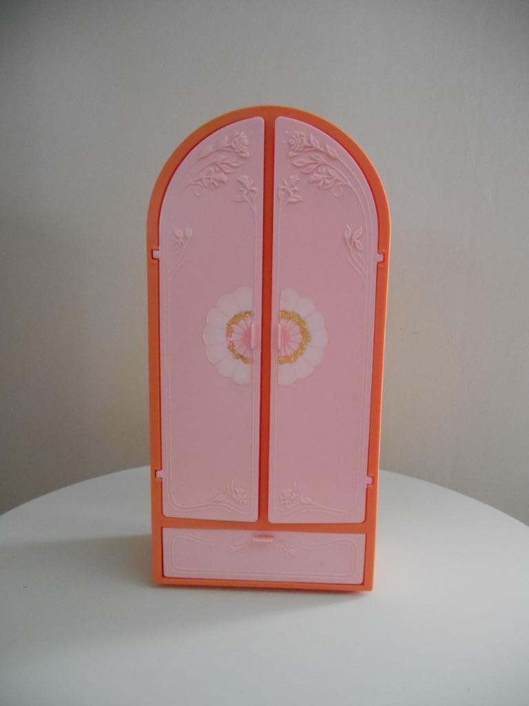 Barbie kleerkast afgerond (vintage), Kinderen en Baby's, Ophalen, Zo goed als nieuw, Barbie