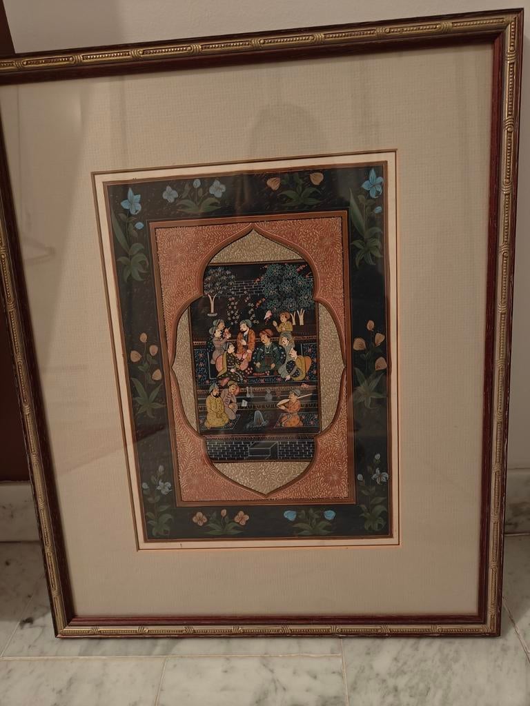 Une peinture miniature encadrée dans, Antiquités & Art, Enlèvement