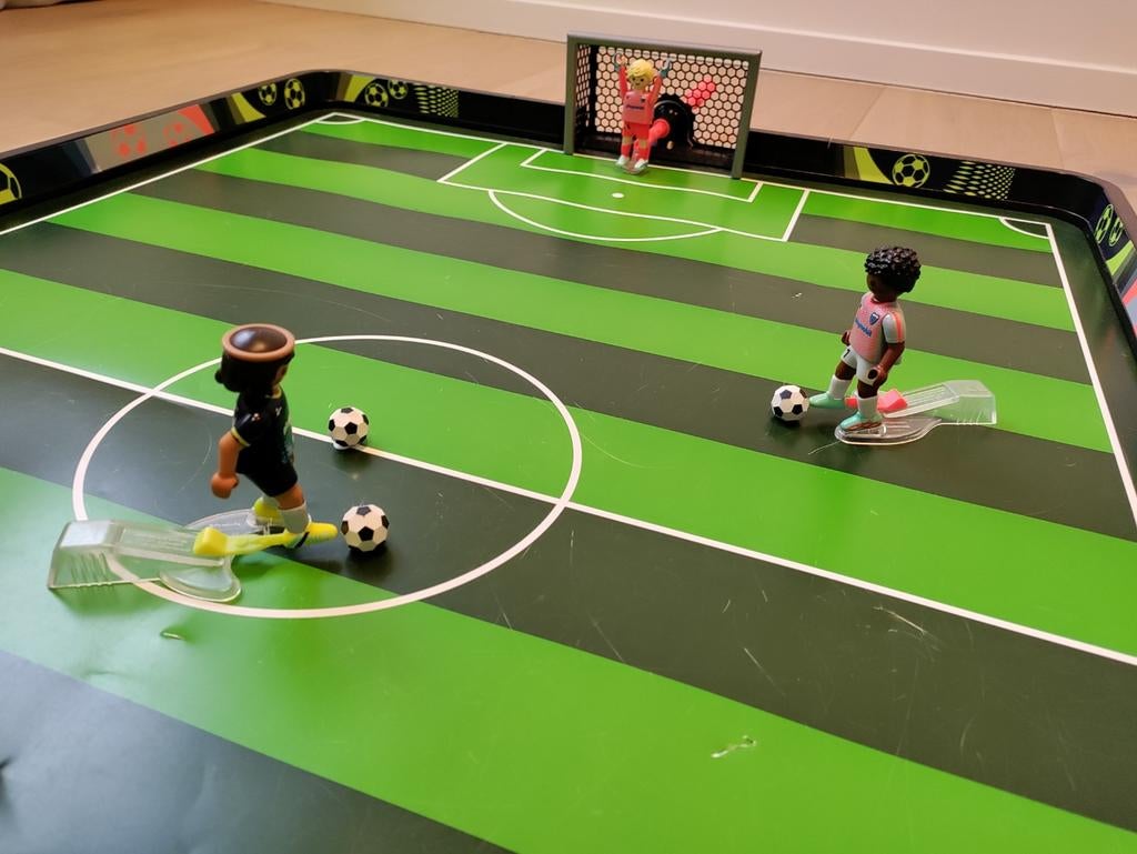 Playmobil voetbalveld, Ophalen