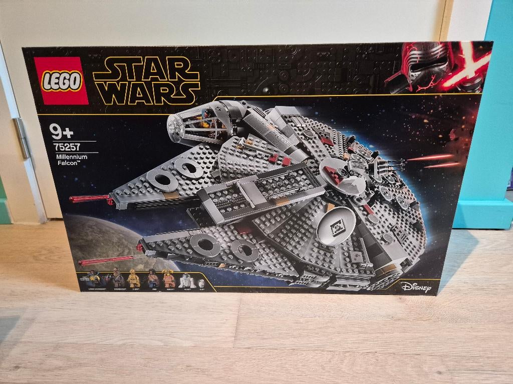 Nieuw lego 75257 Star Wars Millenium Falcon, Kinderen en Baby's, Speelgoed | Duplo en Lego, Ophalen, Nieuw, Complete set, Lego