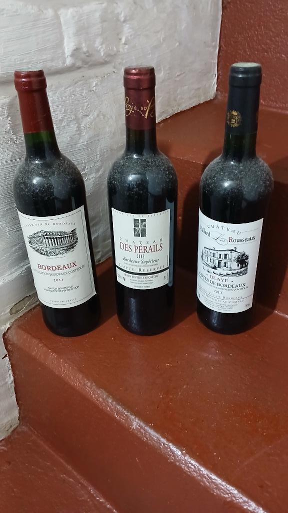 bouteille vin, Collections, Enlèvement, Vin rouge, Pleine