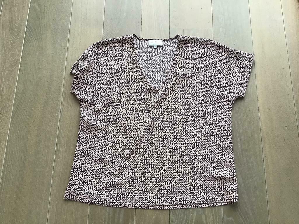 Mooi bloesje Essentiel maat 40 Nieuwstaat, Essentiel, Verzenden, Zo goed als nieuw, Maat 38/40 (M)