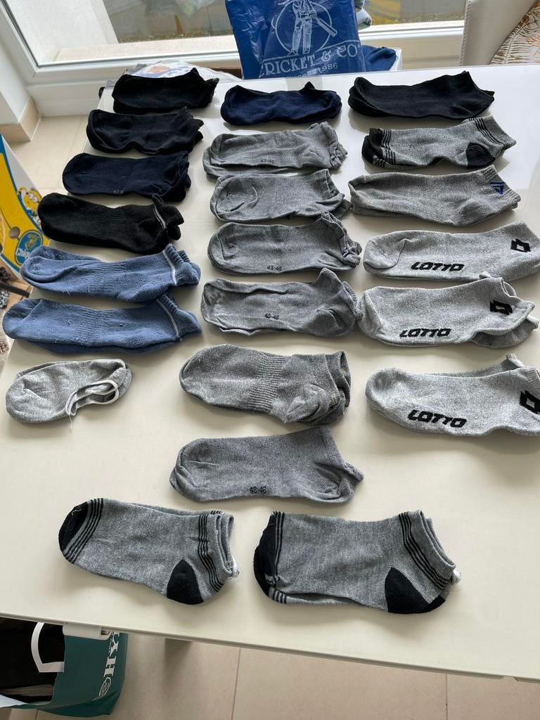 26  paar  sokken kousen 43-44  sportsokken, Kleding | Heren, Ophalen, Gedragen