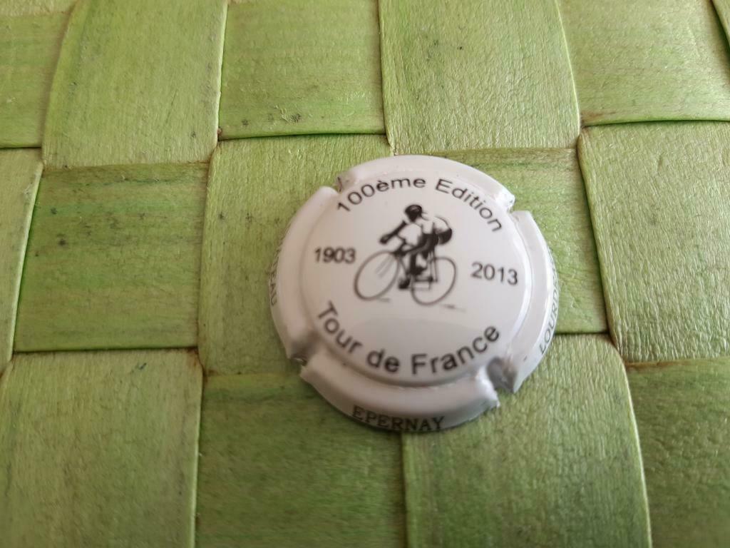 Champagne capsule Chateau Lourdeaux 2014 Tour de France, Verzamelen, Ophalen of Verzenden, Zo goed als nieuw