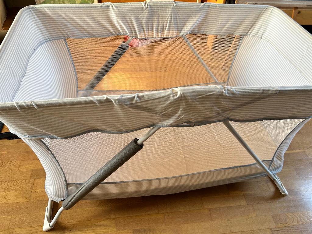 Plooibed baby/kind, Ophalen, Gebruikt, Matras