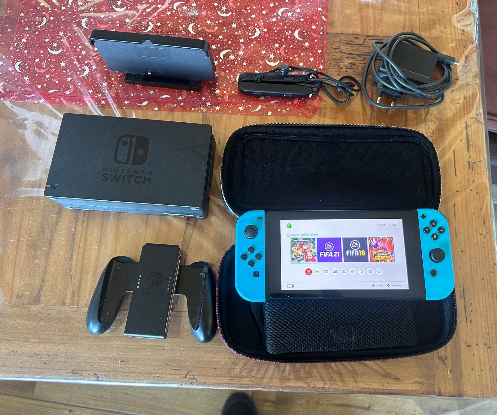 Console Nintendo Switch, Enlèvement ou Envoi, Utilisé