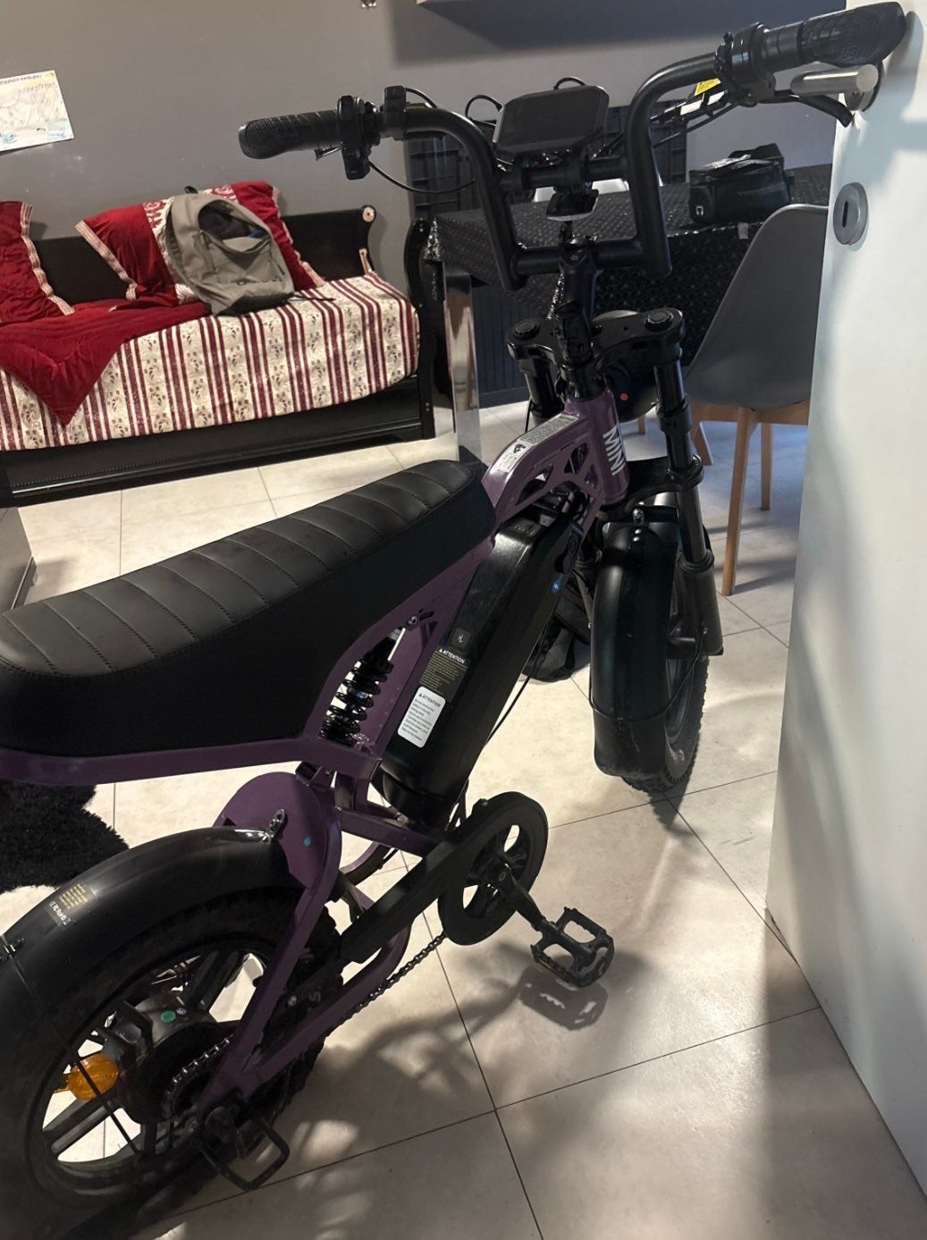 v20 mini helemaal nieuw met lader voor 700 is onbehandelbaar, Fietsen en Brommers, Ophalen, Zo goed als nieuw