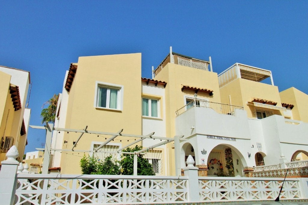 Appartement met terras en solarium te koop in Spanje, Immo, Orihuela Costa, Dorp, Spanje, 2 kamers