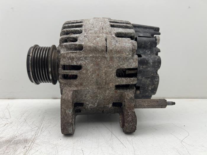 Dynamo d'un Volkswagen Caddy, Volkswagen, -, 3 mois de garantie, Utilisé