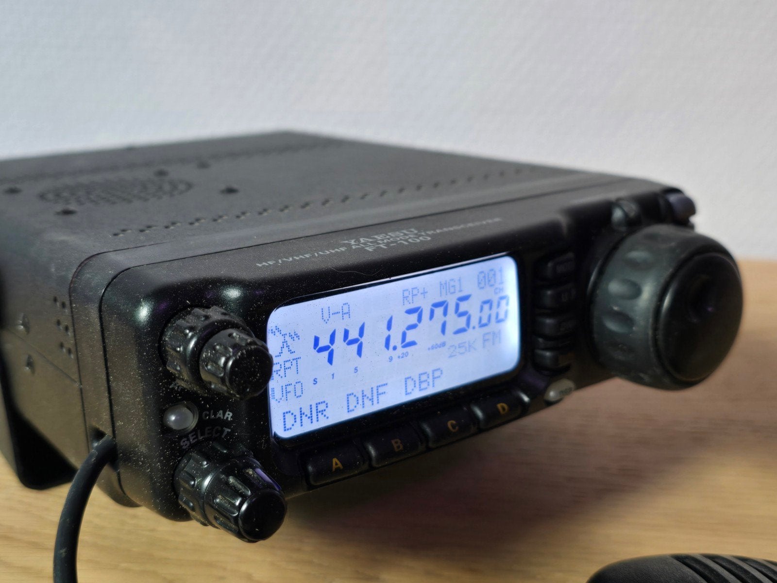 Yaesu ft 100 hf vhf uhf radio, Envoi