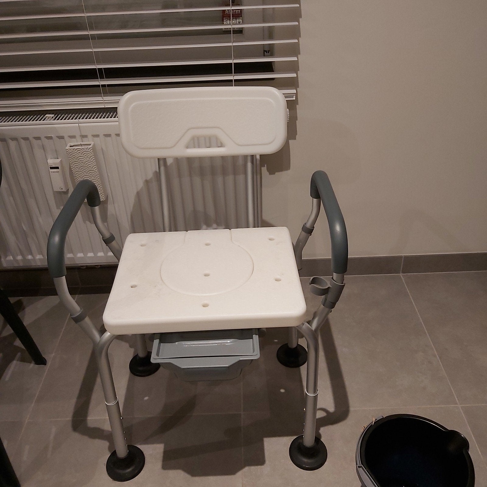 chaise toilet en douche, Enlèvement