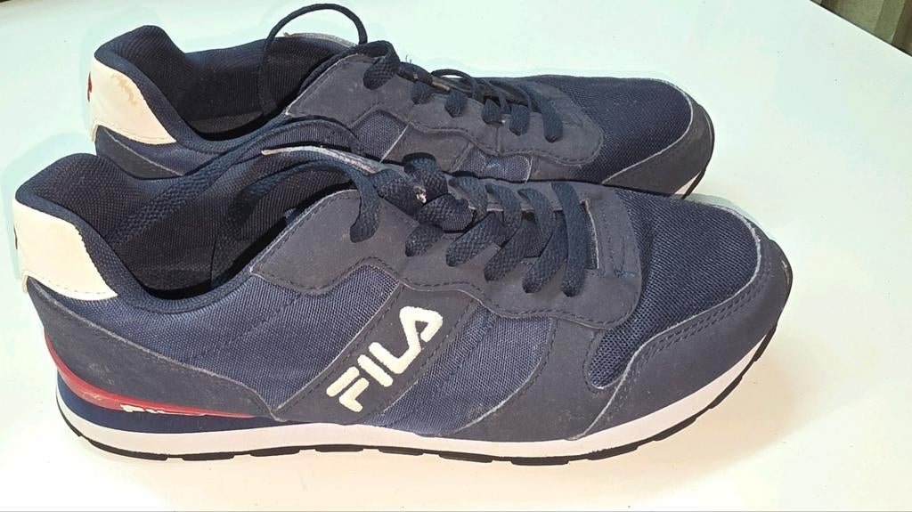 Fila schoenen maat 41, Enlèvement