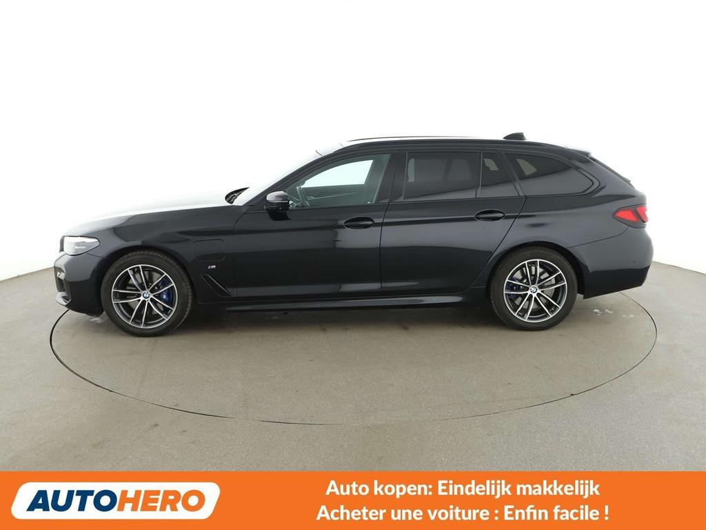 BMW 5 Serie 530 530e xDrive M Sport (bj 2020, automaat), Auto's, BMW, Automaat, Adaptive Cruise Control, Zwart, 44 g/km