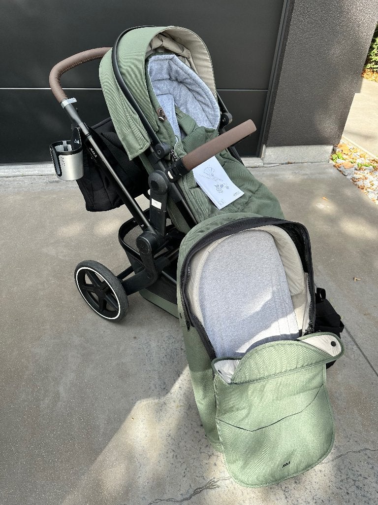 Joolz Day+ Sage Green – complete kinderwagen + accessoires, Kinderen en Baby's, Ophalen, Zo goed als nieuw, Overige merken, Regenhoes