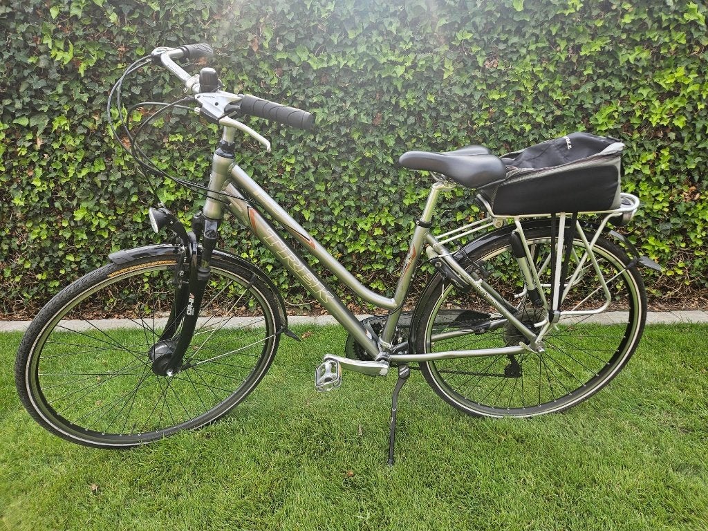 MOOIE DAMESFIETS MERK TREK MAAT 45, Fietsen en Brommers, Ophalen, Velgrem, Versnellingen, Zo goed als nieuw