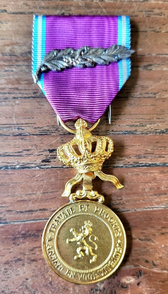 Gouden medaille orde v.d. leeuw met palm L, Verzamelen, Ophalen of Verzenden, Landmacht, Lintje, Medaille of Wings