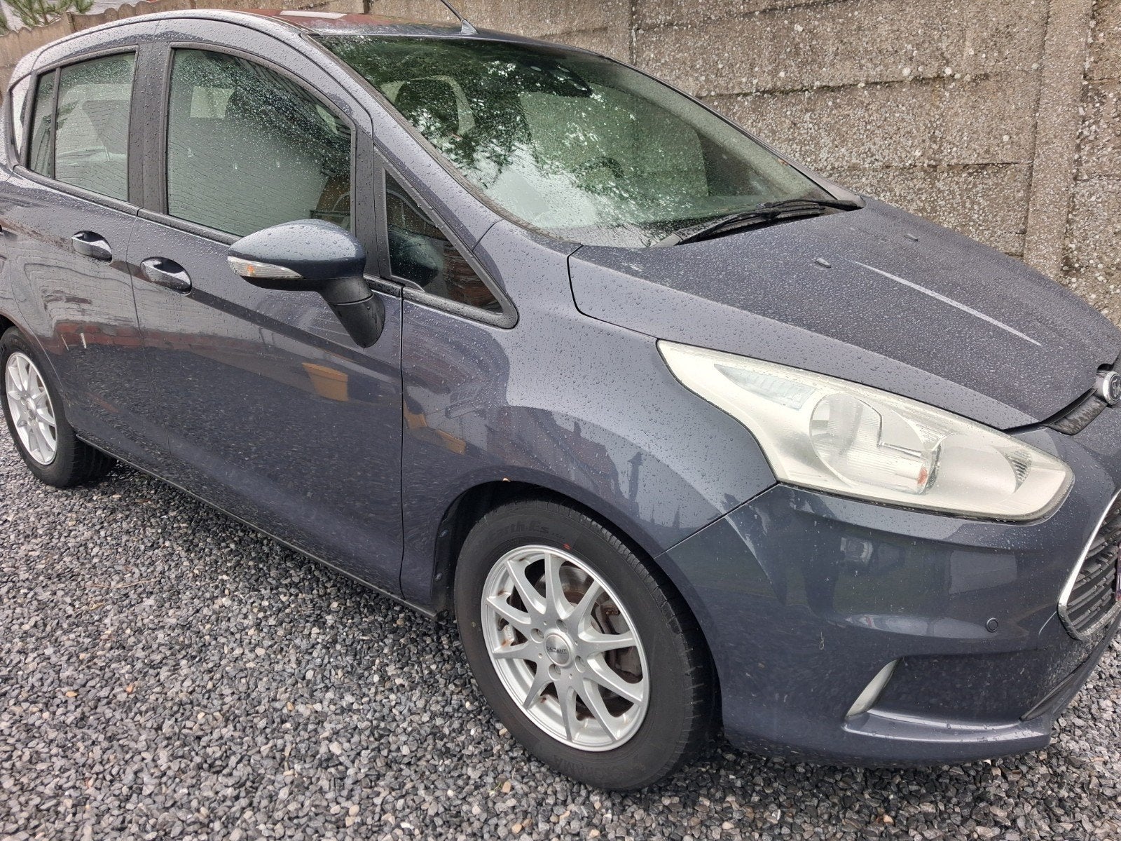 Ford b-max ecoboost in heel goede staat
gekeurd voor verkoop, Autos, Ford, Euro 5, Achat, Particulier, Essence