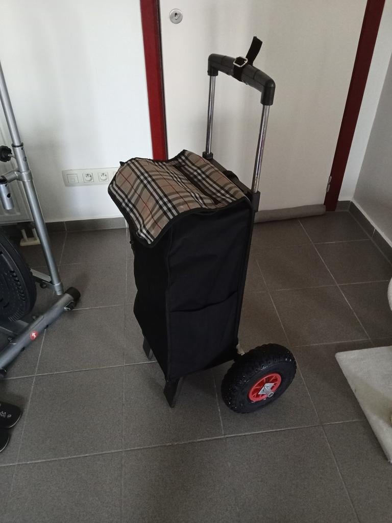 Boodschappentrolley, Ophalen