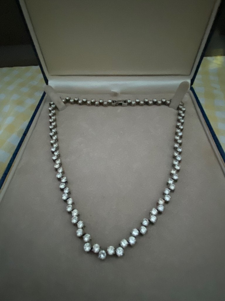 Zilveren ketting met steentjes, Bijoux, Sacs & Beauté, Colliers, Enlèvement ou Envoi, Comme neuf, Avec cristal, Argent